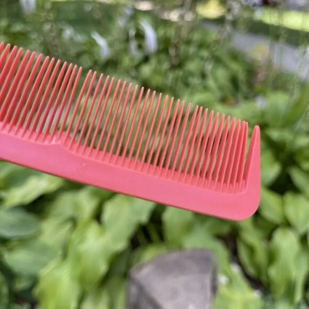 Vintage 1978 Unbreakable Vistron Pro Comb #1125 Purse Travel USA Red USED Pocket